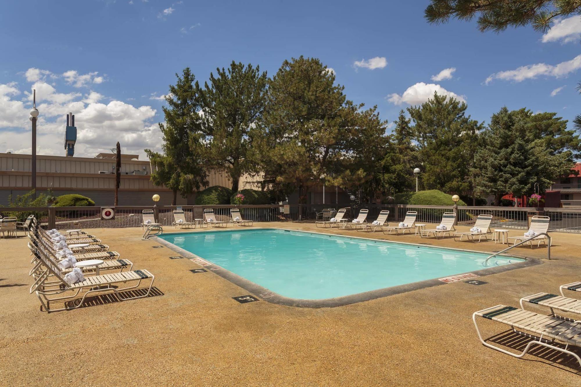 Gold Country And Casino By Red Lion Hotel
